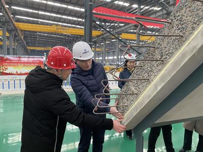 淮北團市委書記李延棟深入中煤遠(yuǎn)大公司開展市場調(diào)研