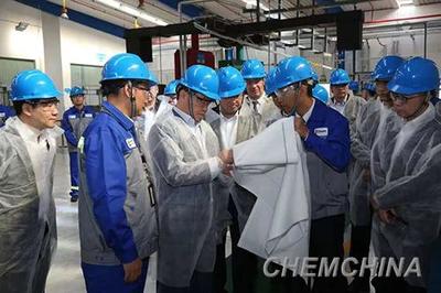 寧高寧調研埃肯有機硅上海工廠 深化市場洞察，推動產業創新